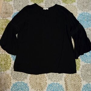 Pleione Women's Medium Black Bell Sleeve Pullover Blouse